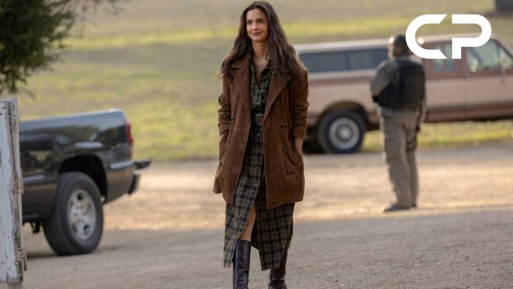 Zoe Macon de casaco no rancho de Rushville na série Lanterns